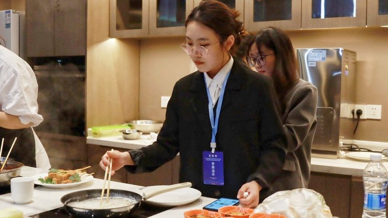 蜜饯果干礼盒：传统食品的现代化演绎